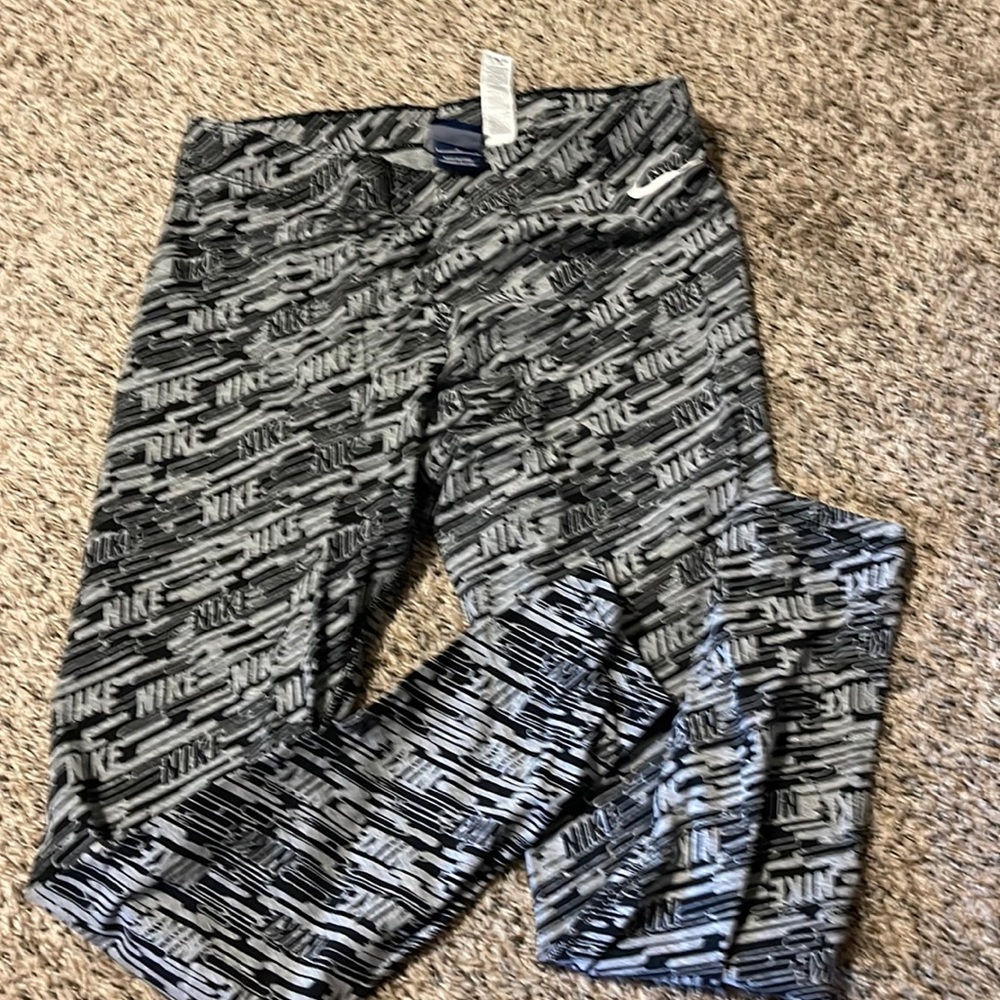 Nike leggings